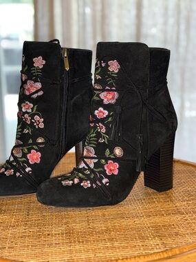 Sam Edelman Black Suede Floral Embroidered Ankle Boots
